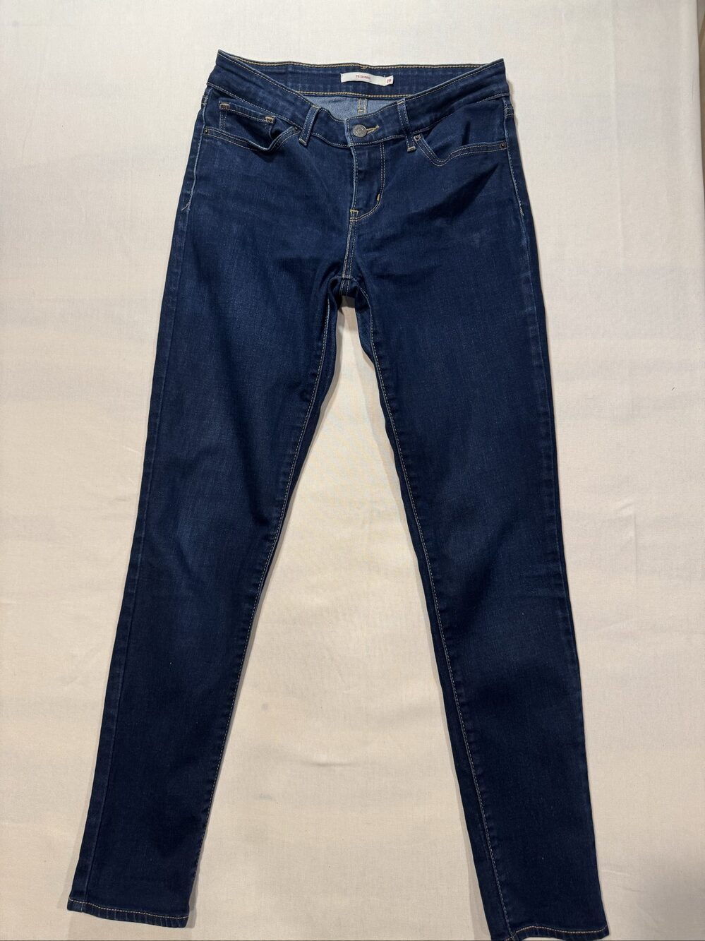 Women’s Levi’s 711 Skinny Jeans – Dark Wash Blue – 28